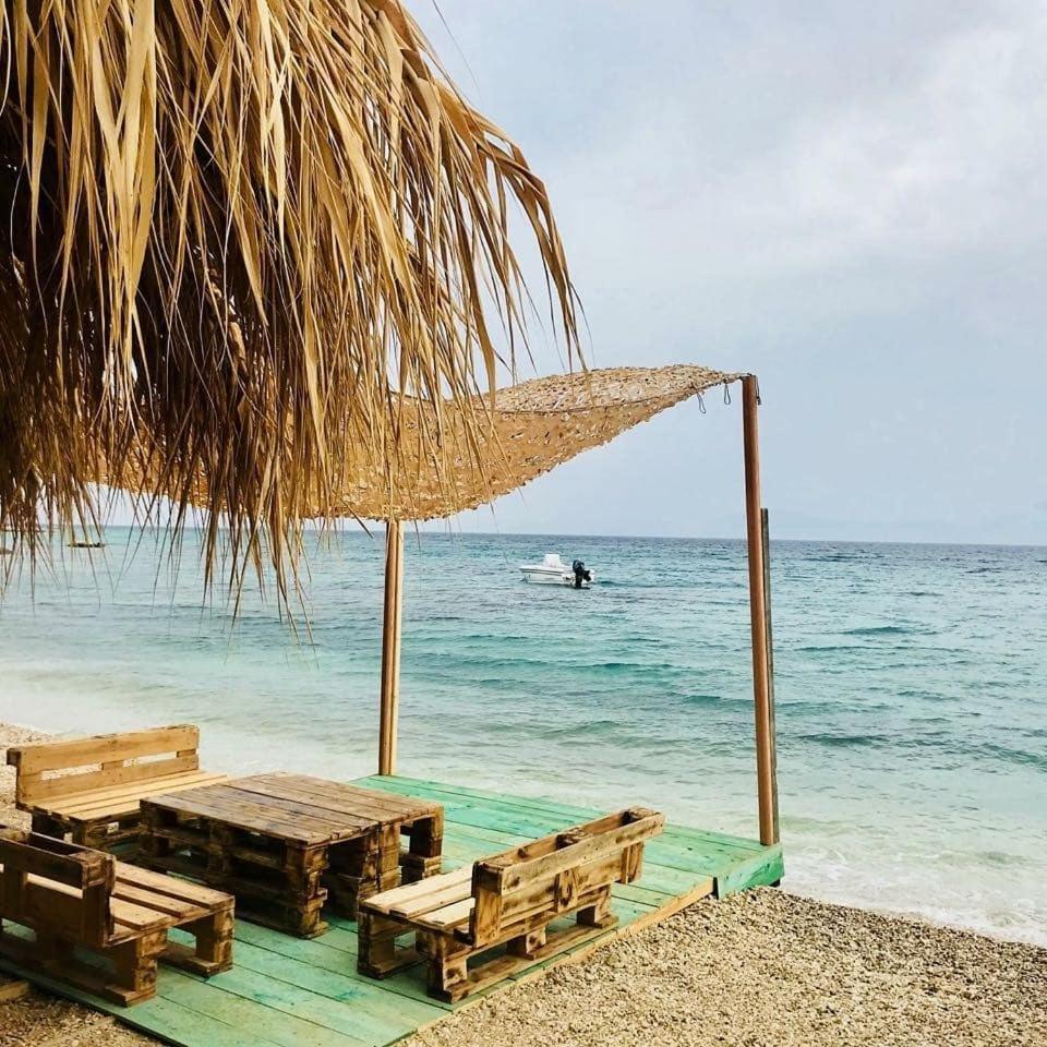 Thalassa Hotel & Spa Paleros 外观 照片