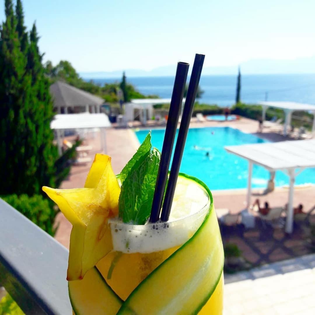 Thalassa Hotel & Spa Paleros 外观 照片