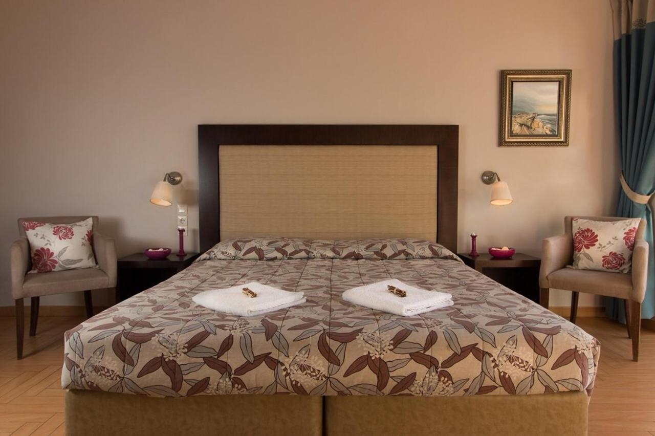 Thalassa Hotel & Spa Paleros 外观 照片