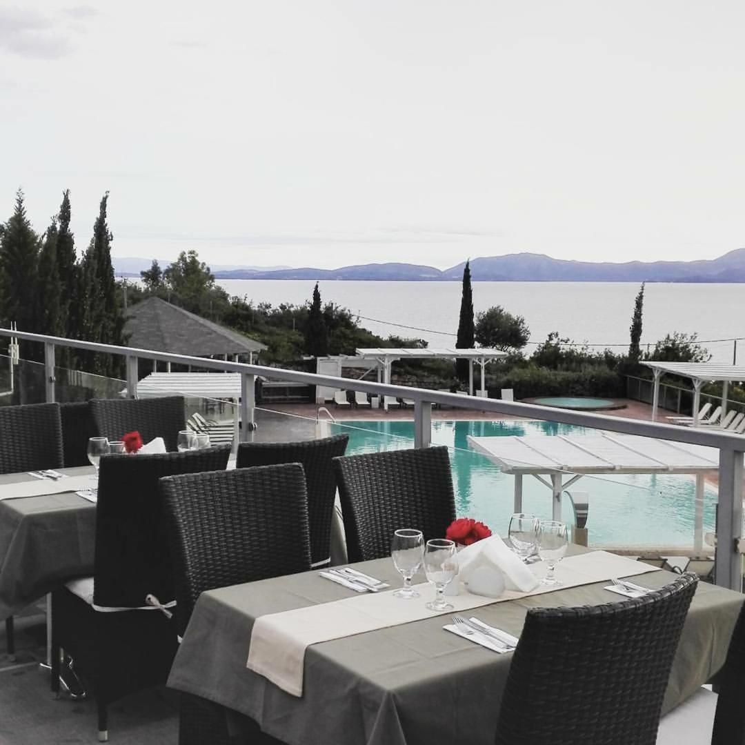 Thalassa Hotel & Spa Paleros 外观 照片