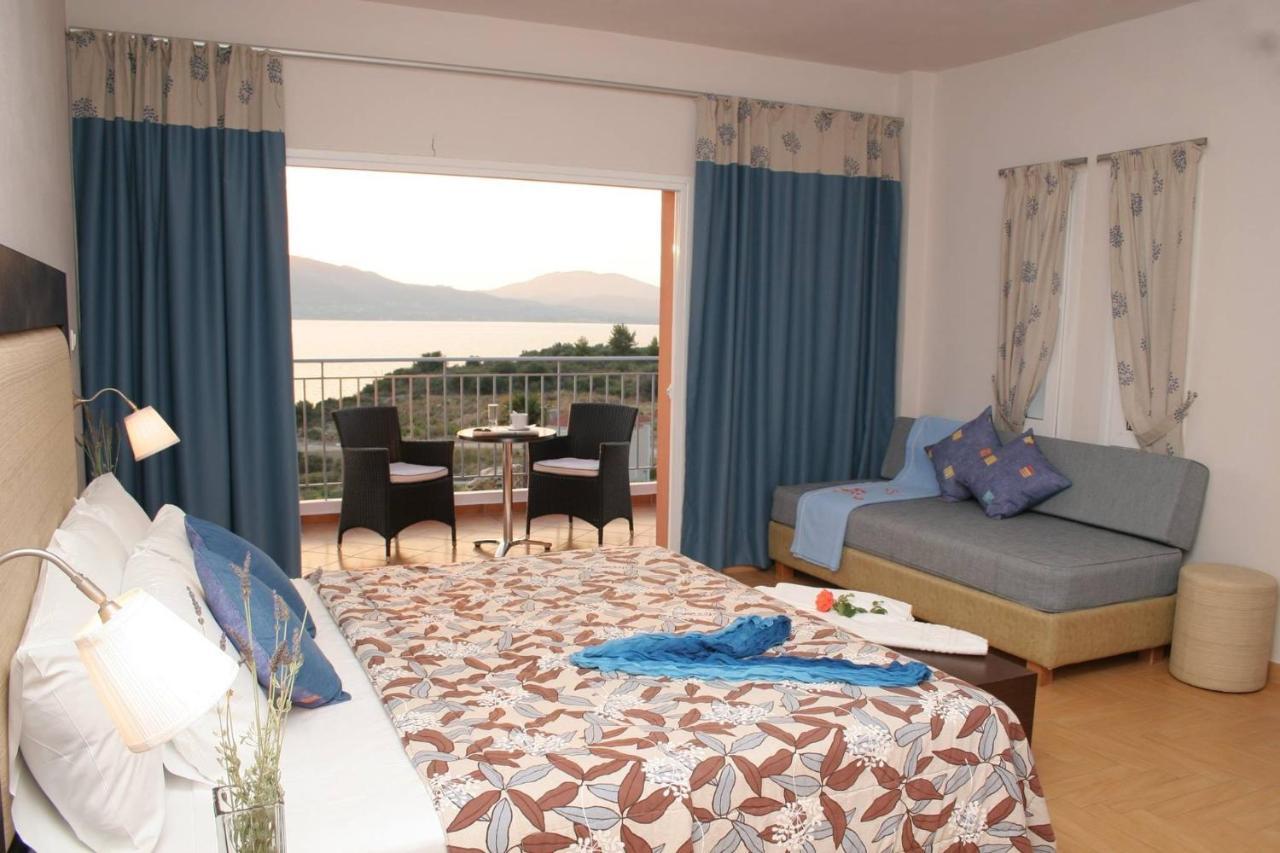 Thalassa Hotel & Spa Paleros 外观 照片