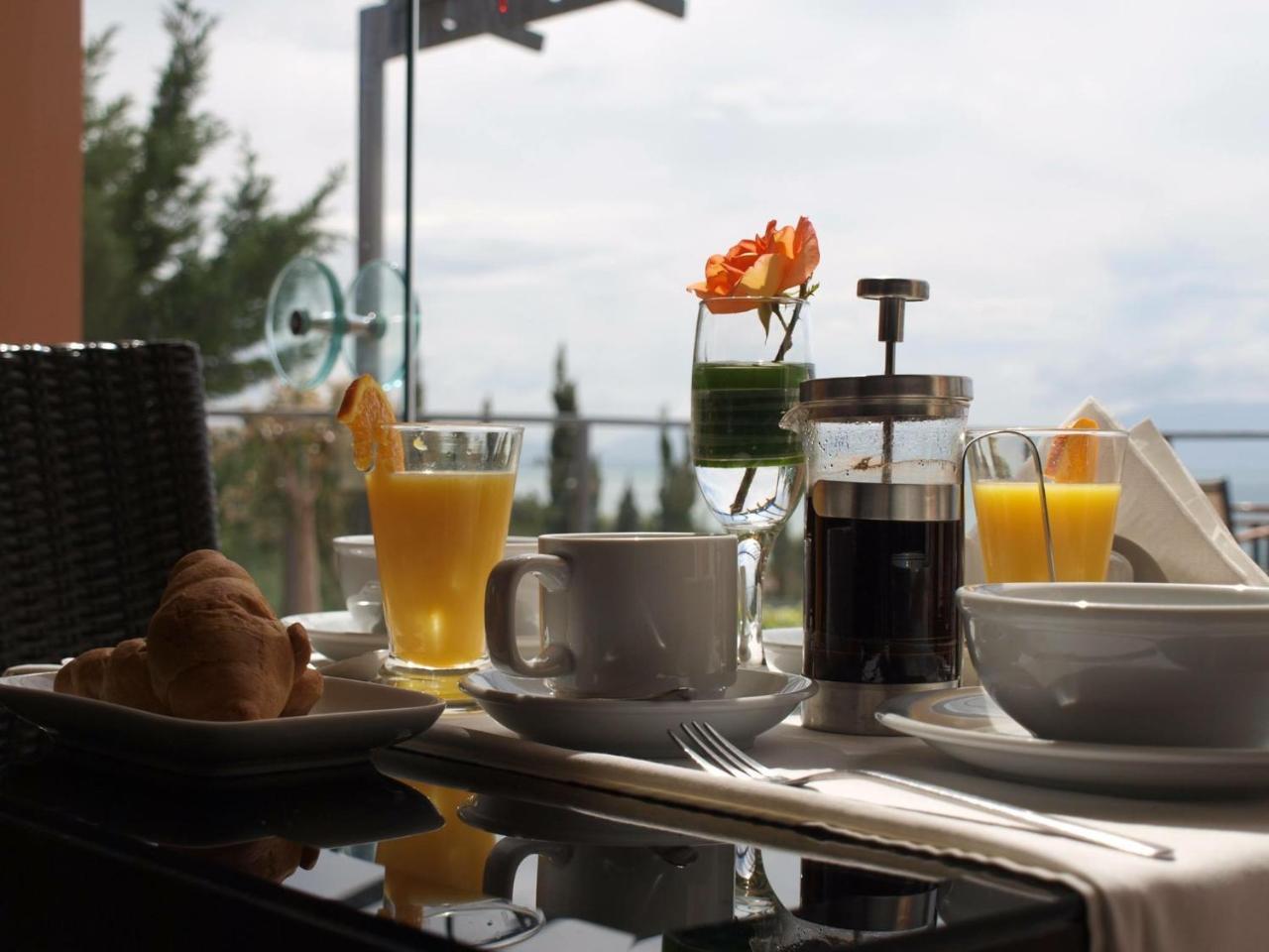 Thalassa Hotel & Spa Paleros 外观 照片